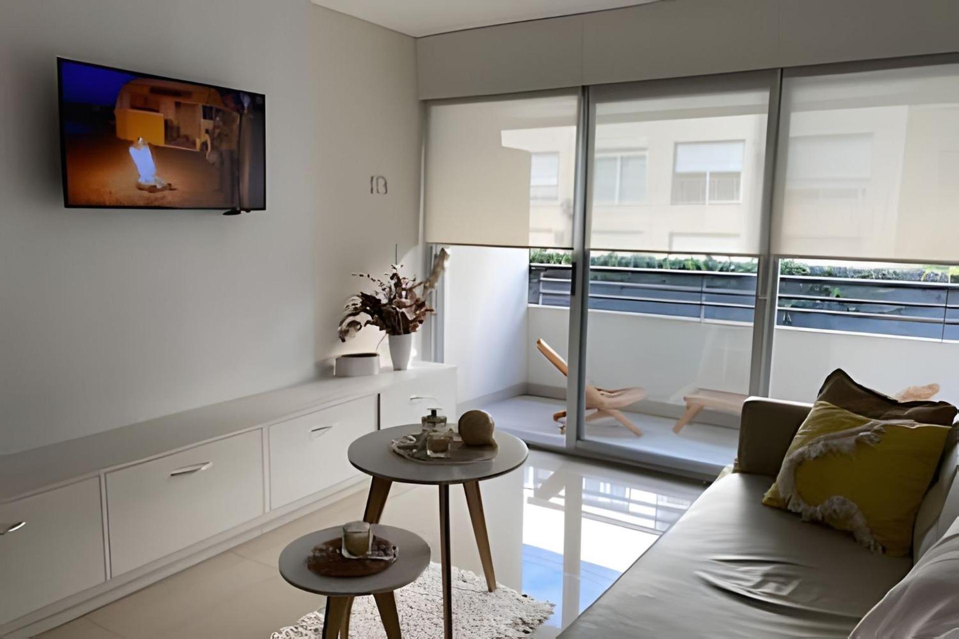 Apartment Eco Apartment, Con Cochera, P/ 3